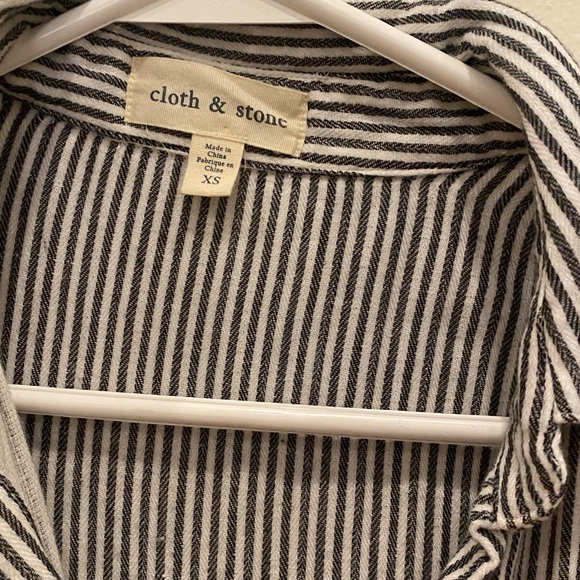 Cloth stone button down - Picture 2 of 2